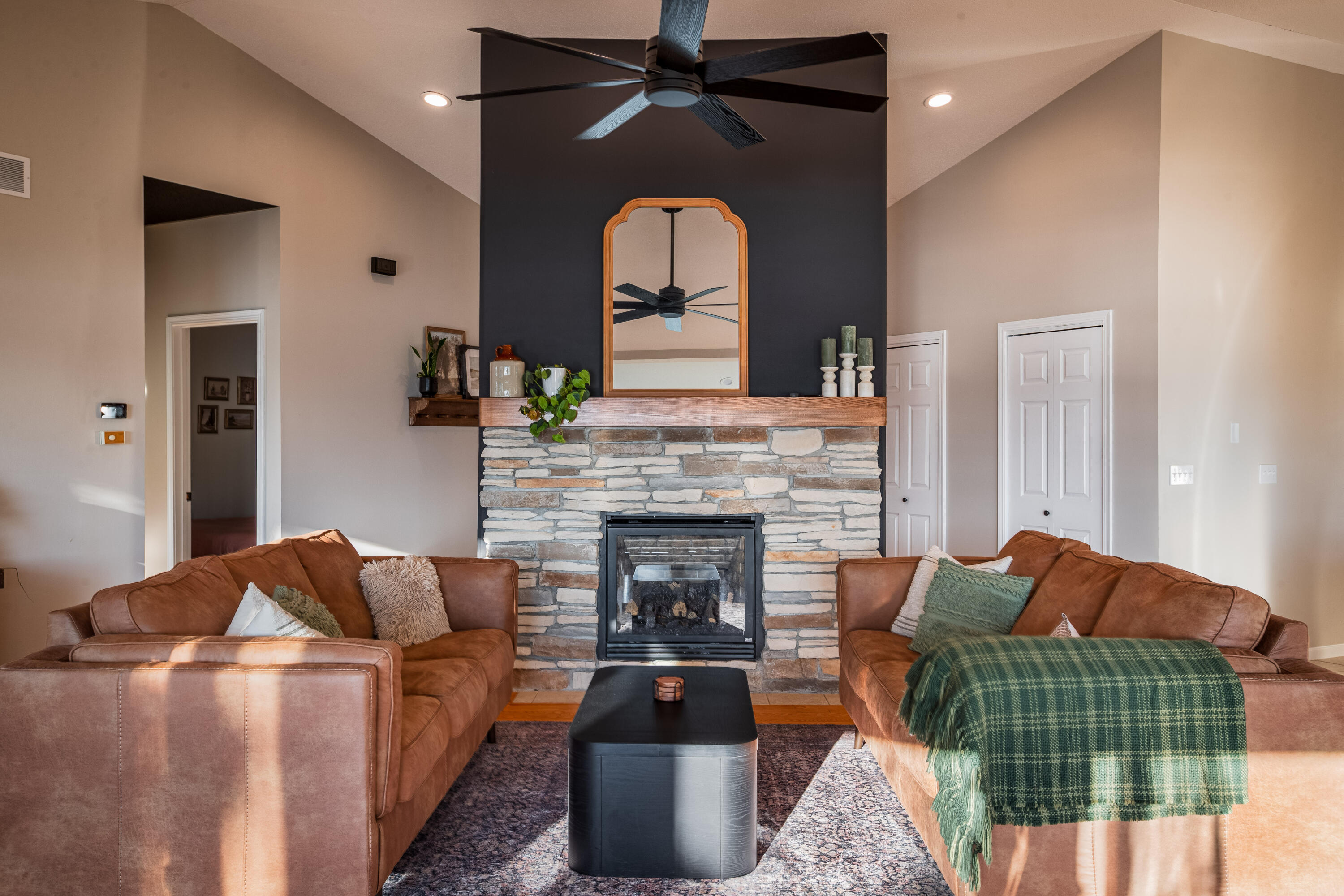 N2298 State Highway Stoddard, WI 54658 - Photo 5 of 42 05_Living Room