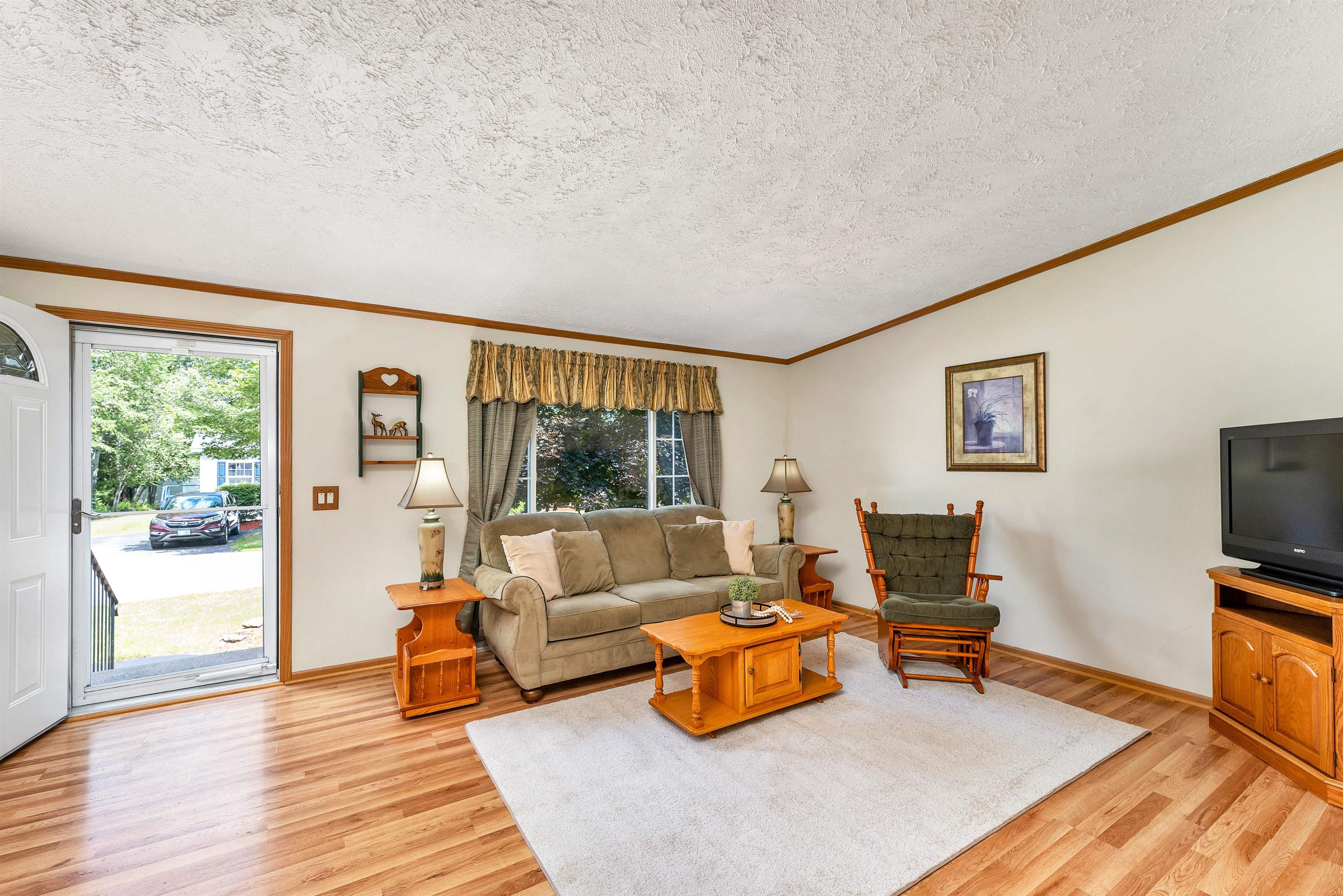 37 Shiloh Drive Rochester, NH 03867 - Photo 5 of 39 Gallery Image 5