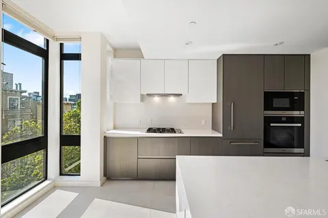 $1,895,000 | 1601 Larkin Street, Unit 302, San Francisco, CA 94109