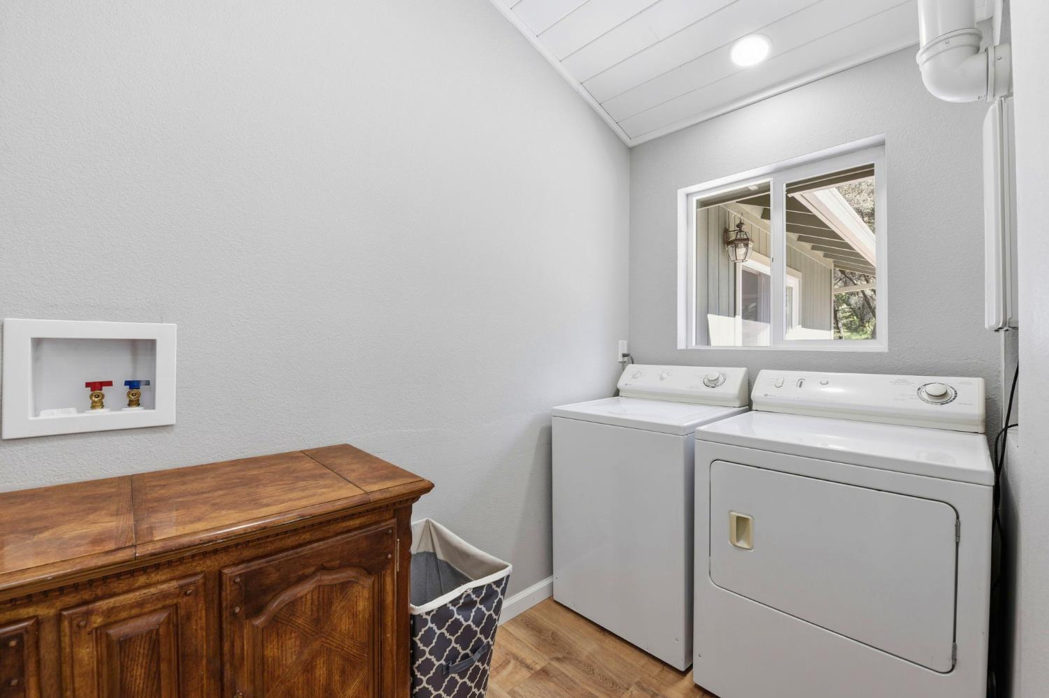 5571 Garden Valley Road Garden Valley, CA 95633 - Photo 23 of 39