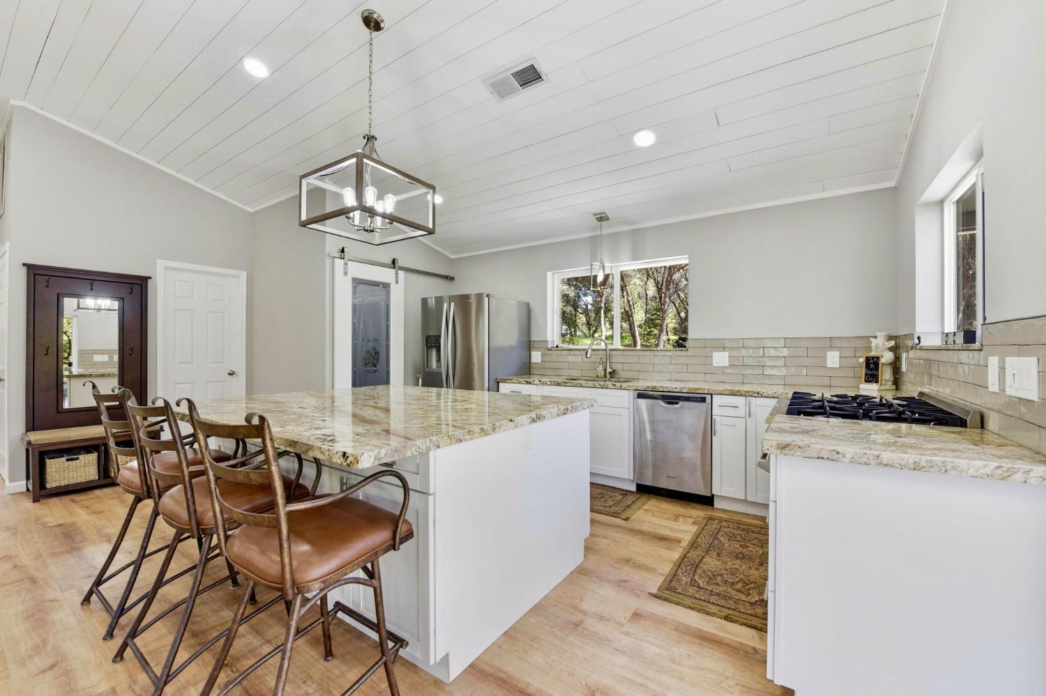 5571 Garden Valley Road Garden Valley, CA 95633 - Photo 3 of 39