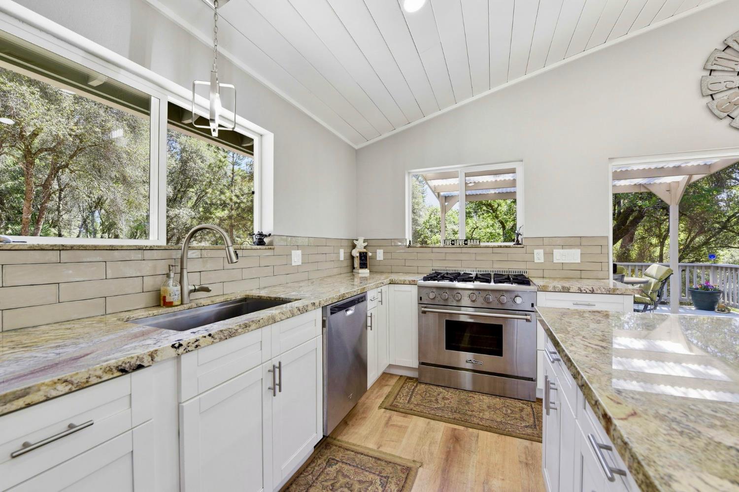 5571 Garden Valley Road Garden Valley, CA 95633 - Photo 4 of 39