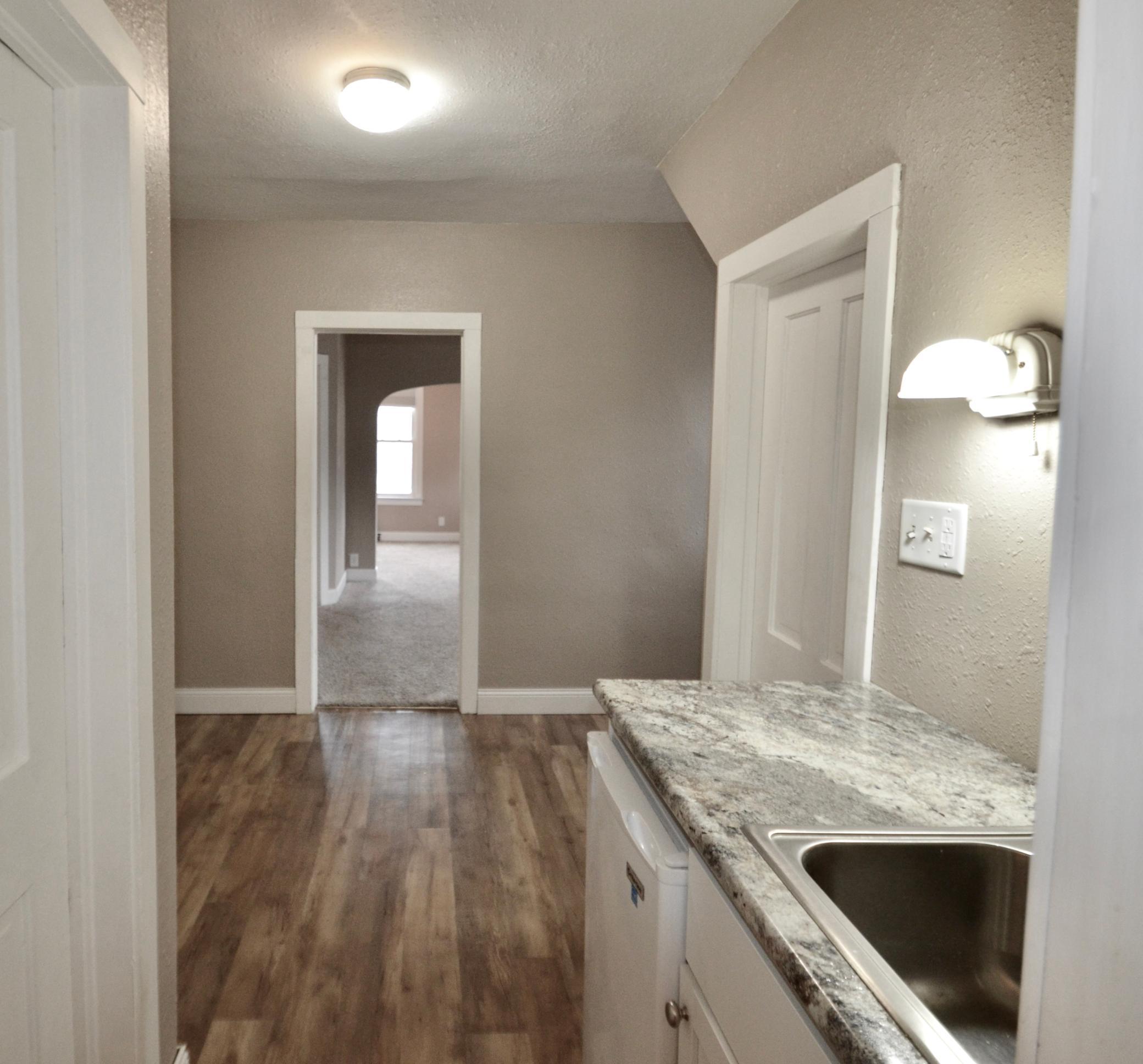 910 7th Street North Fargo, ND 58102 - Photo 25 of 40