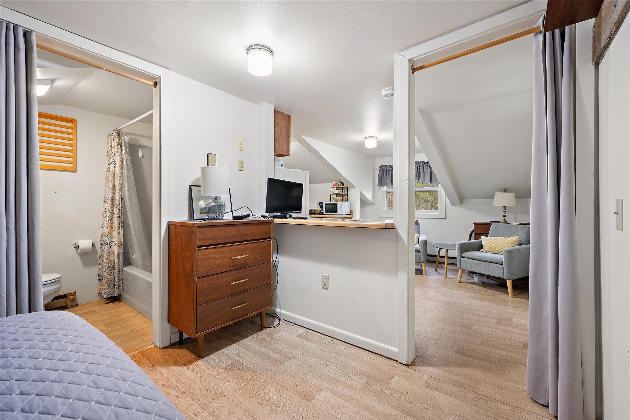 62 Bowden Point Road Prospect, ME 04981 - Photo 30 of 47 Apartment