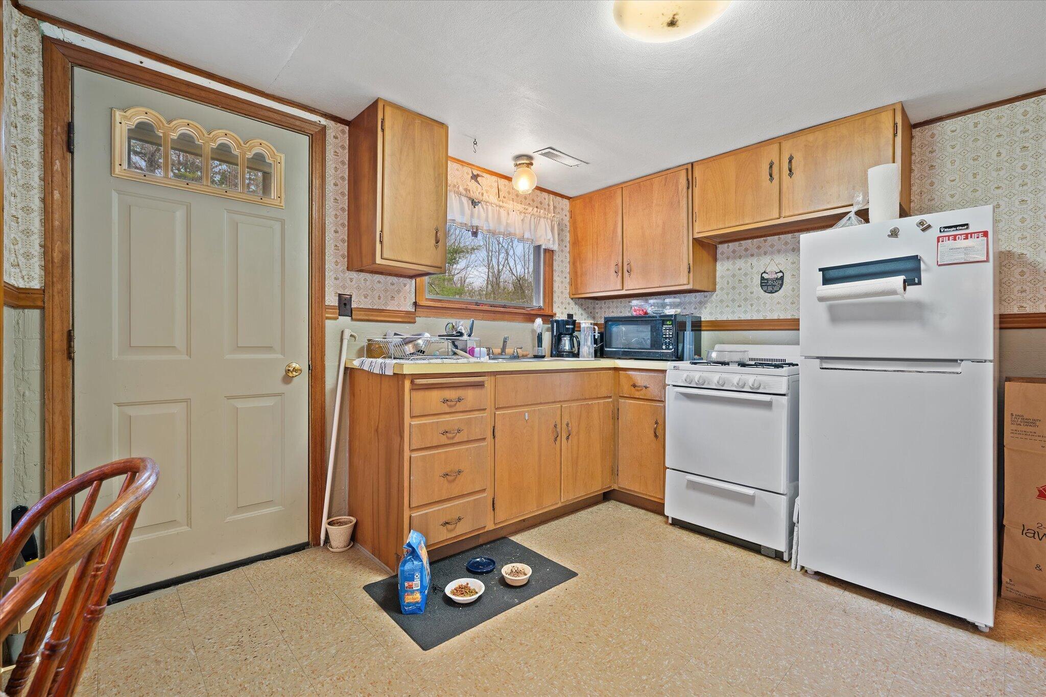 62 Bowden Point Road Prospect, ME 04981 - Photo 10 of 47 Kitchen