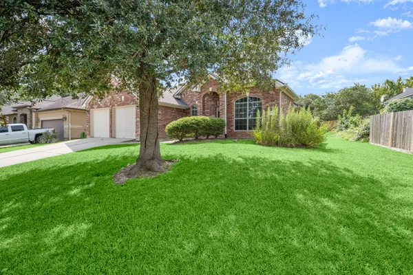$285,000 | 3722 Northshore Drive, Montgomery, TX 77356