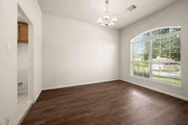 $285,000 | 3722 Northshore Drive, Montgomery, TX 77356