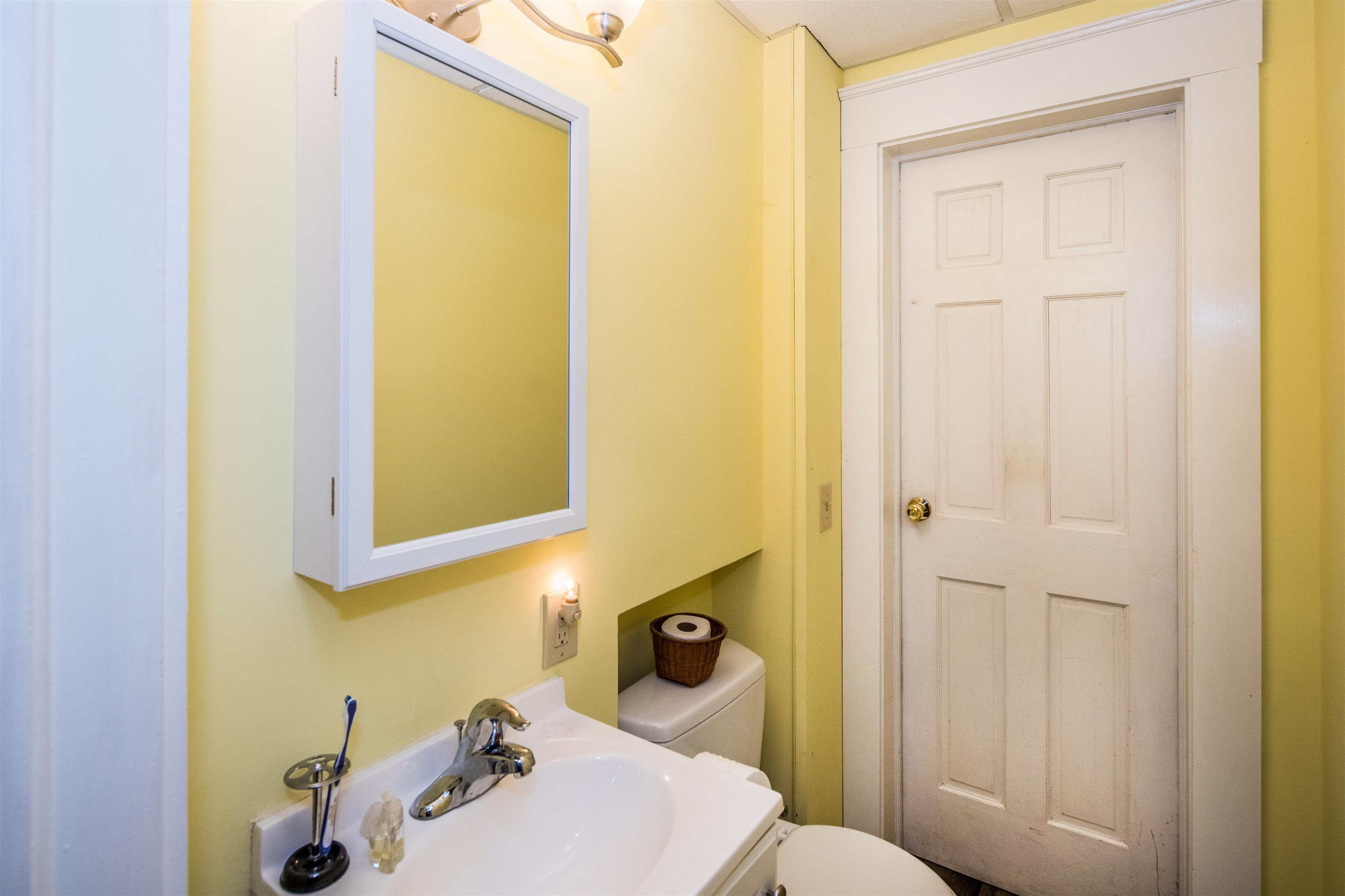 9 Temple Street Rutland, VT 05701 - Photo 15 of 15