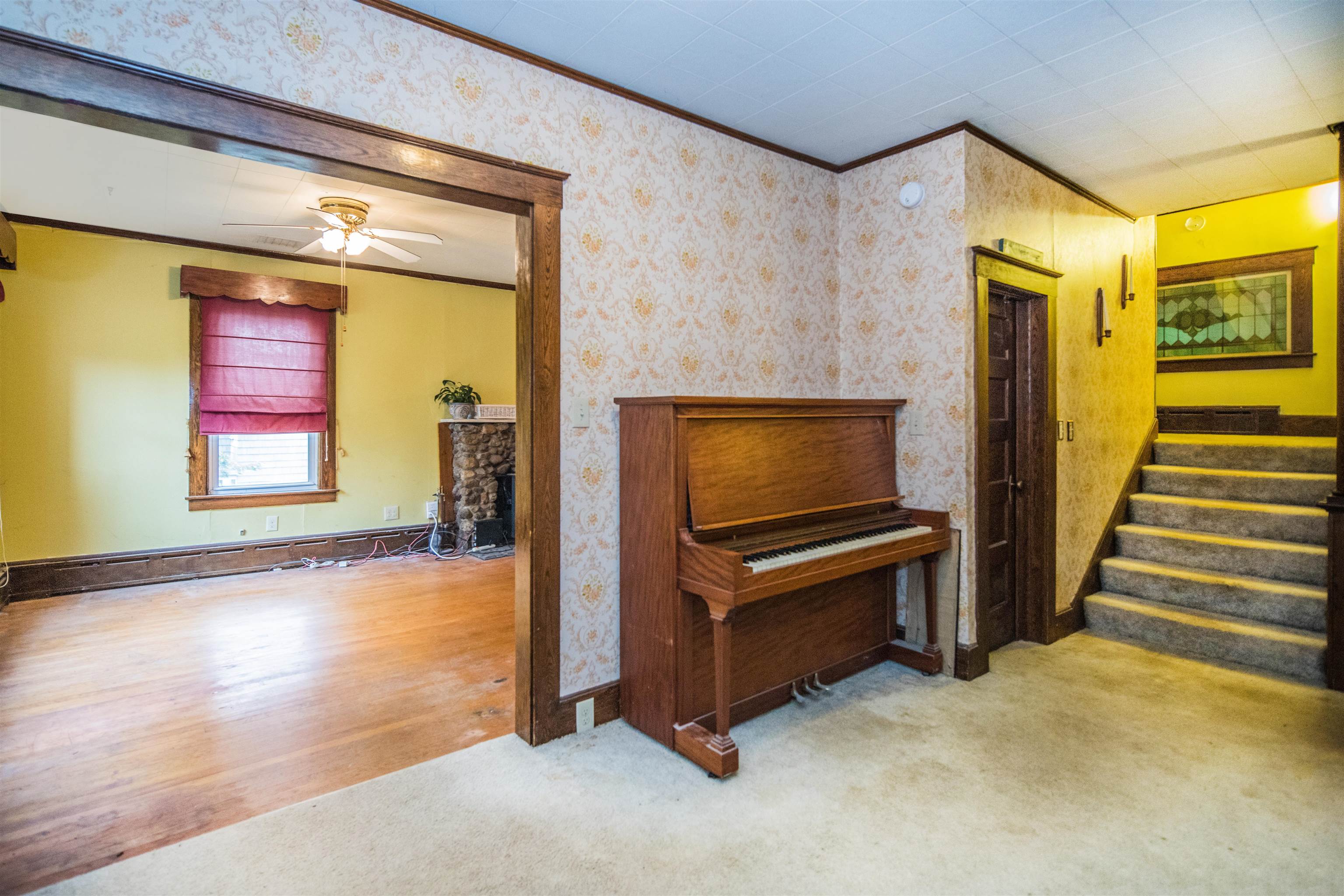 9 Temple Street Rutland, VT 05701 - Photo 4 of 15