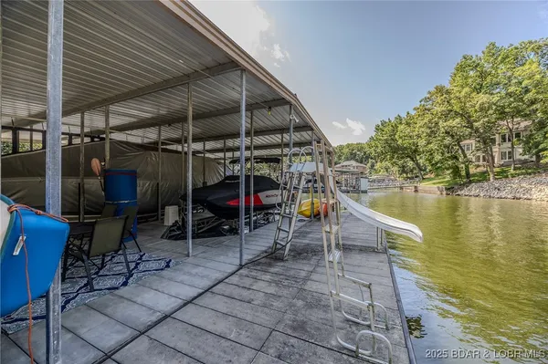 $2,585,000 | 720 Via Del Lago Drive, Sunrise Beach, MO 65079