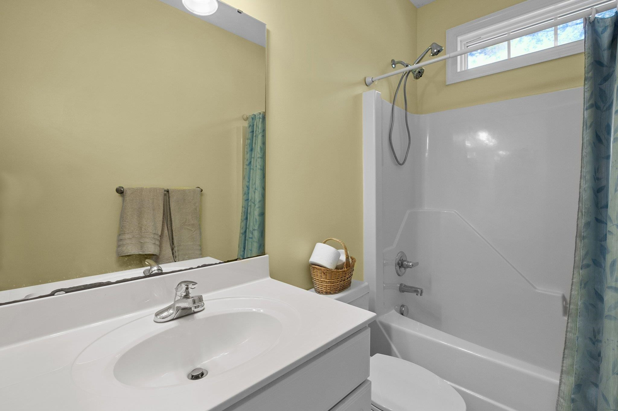 104 Shadow Lane Oxford, NC 27565 - Photo 23 of 38 a bathroom with a sink toilet and shower
