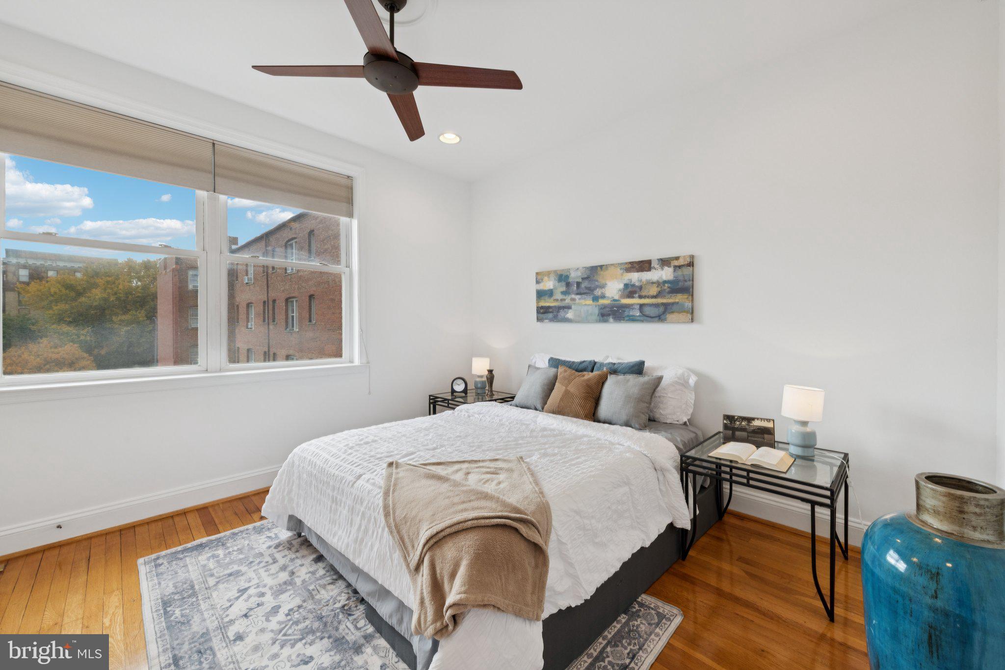 1438 Columbia Road Northwest, Unit 305 Washington, DC 20009 - Photo 18 of 24 Ceiling fan