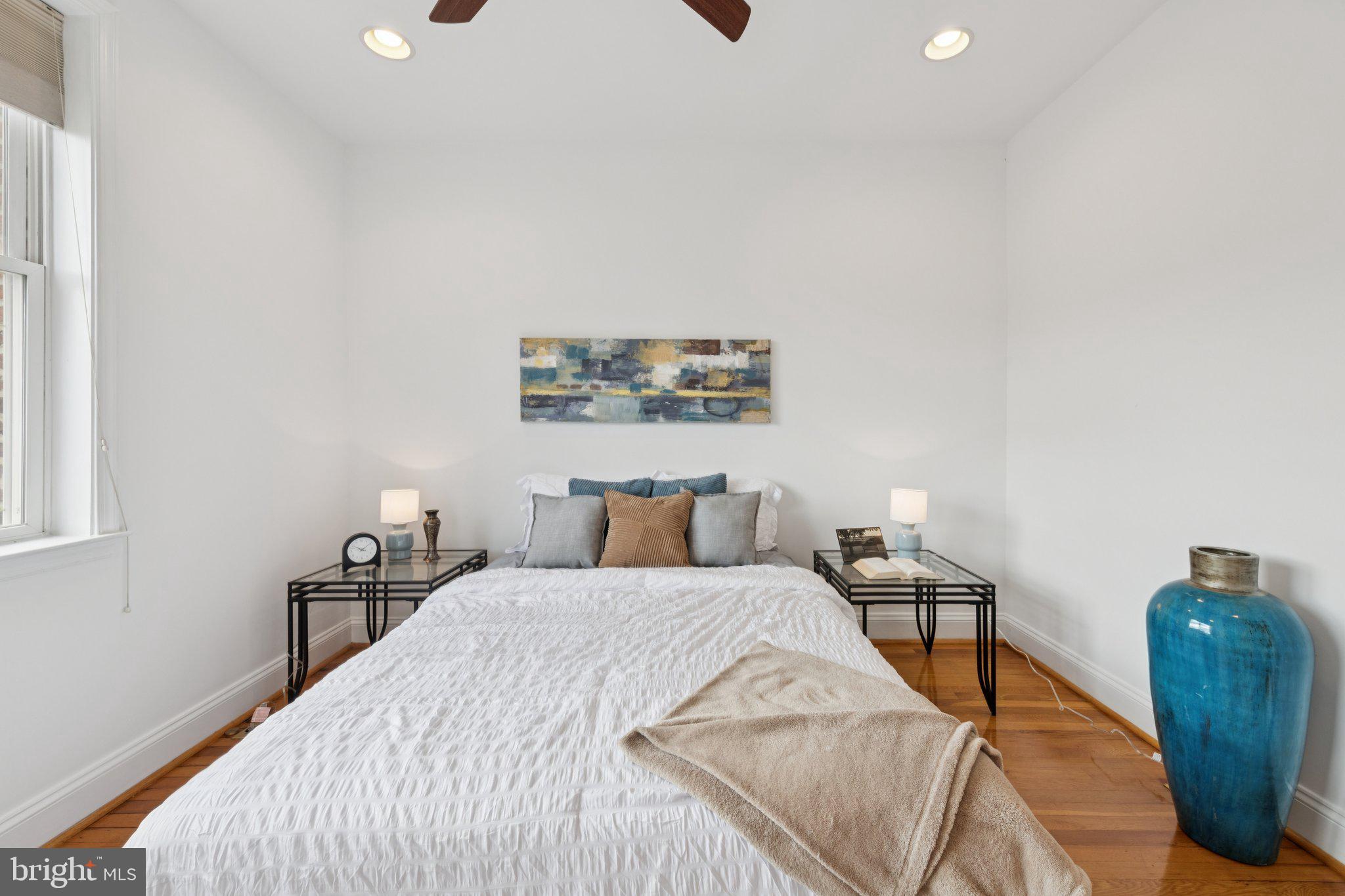 1438 Columbia Road Northwest, Unit 305 Washington, DC 20009 - Photo 19 of 24