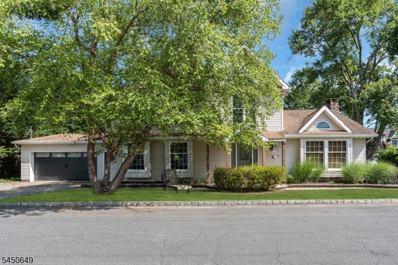 4 Davenport Road Newfoundland, NJ 07435 - Photo 1 of 45 Gallery Image 1