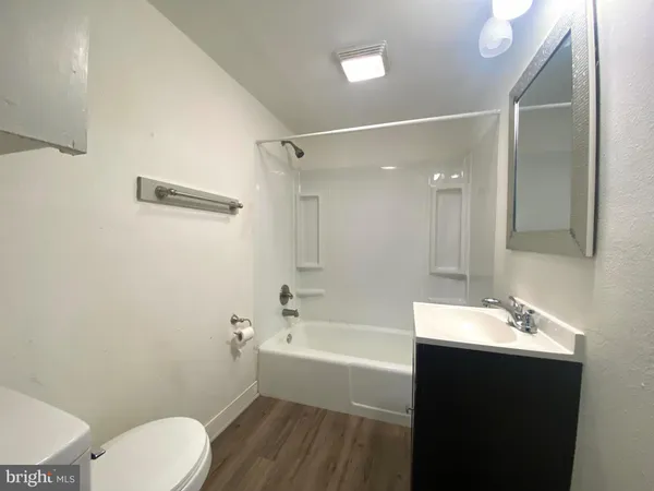 $1,600 | 1601 North Seminole Trail, Madison, VA 22727