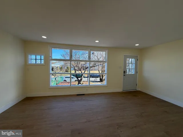 $2,350 | 8540 Castor Avenue, Philadelphia, PA 19152