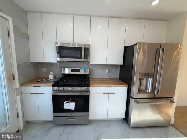 $2,350 | 8540 Castor Avenue, Philadelphia, PA 19152