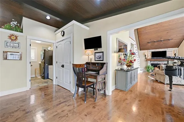 $1,175,000 | 57-58 M Street, Lee's Summit, MO 64086