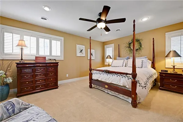 $1,175,000 | 57-58 M Street, Lee's Summit, MO 64086