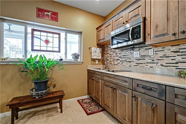 $1,175,000 | 57-58 M Street, Lee's Summit, MO 64086