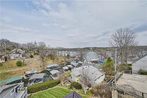 $1,175,000 | 57-58 M Street, Lee's Summit, MO 64086
