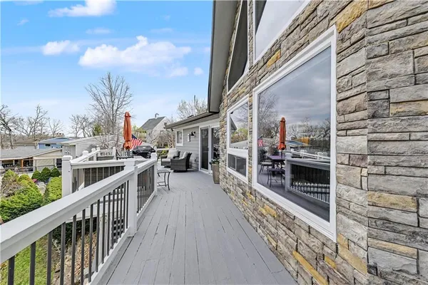 $1,175,000 | 57-58 M Street, Lee's Summit, MO 64086