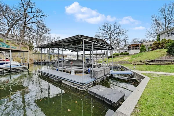 $1,175,000 | 57-58 M Street, Lee's Summit, MO 64086