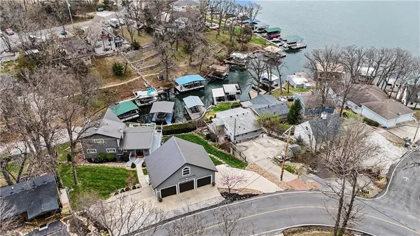 $1,175,000 | 57-58 M Street, Lee's Summit, MO 64086