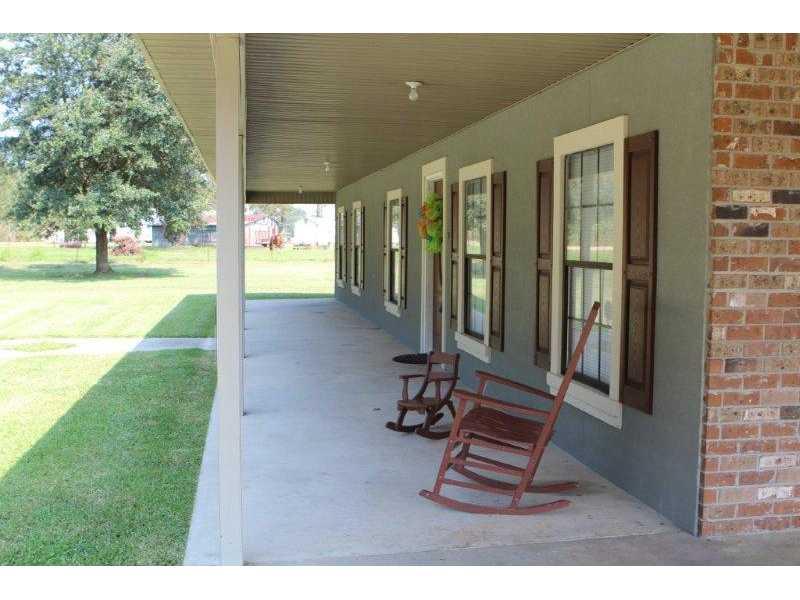 19512 Robert Road Hammond, LA 70401 - Photo 3 of 25 Gallery Image 3