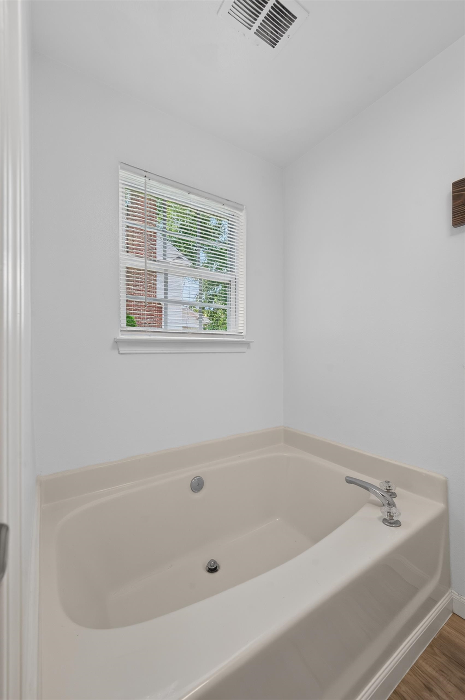 20 Two Gait Lane Simpsonville, SC 29680 - Photo 38 of 50 Soaking Bathtub