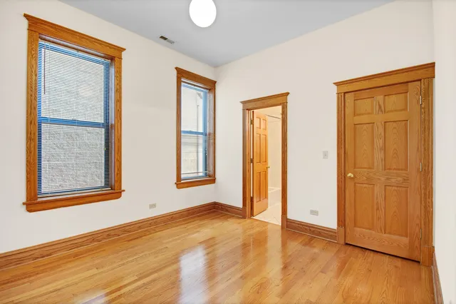 $4,495 | 1238 North Noble Street, Unit 3, Chicago, IL 60642