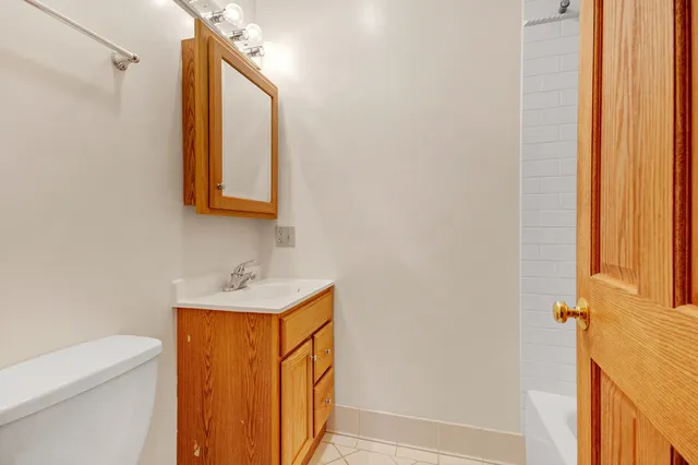 $4,495 | 1238 North Noble Street, Unit 3, Chicago, IL 60642