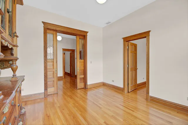 $4,495 | 1238 North Noble Street, Unit 3, Chicago, IL 60642