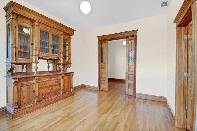 $4,495 | 1238 North Noble Street, Unit 3, Chicago, IL 60642