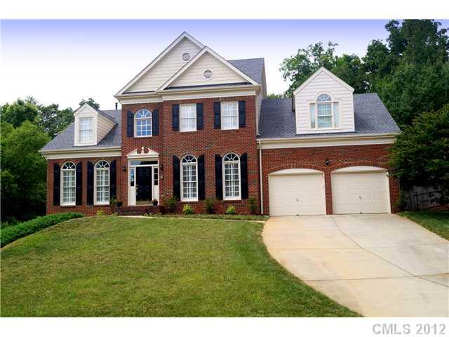 215 Rosedale Lane Matthews, NC 28105 - Photo 1 of 16 Gallery Image 1