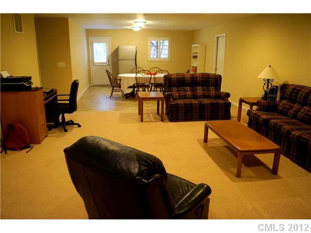 215 Rosedale Lane Matthews, NC 28105 - Photo 16 of 16 Gallery Image 16