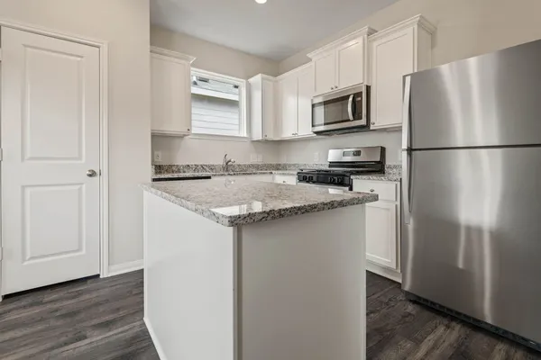 $2,190 | 345 Fastboy Lane, Waller, TX 77484