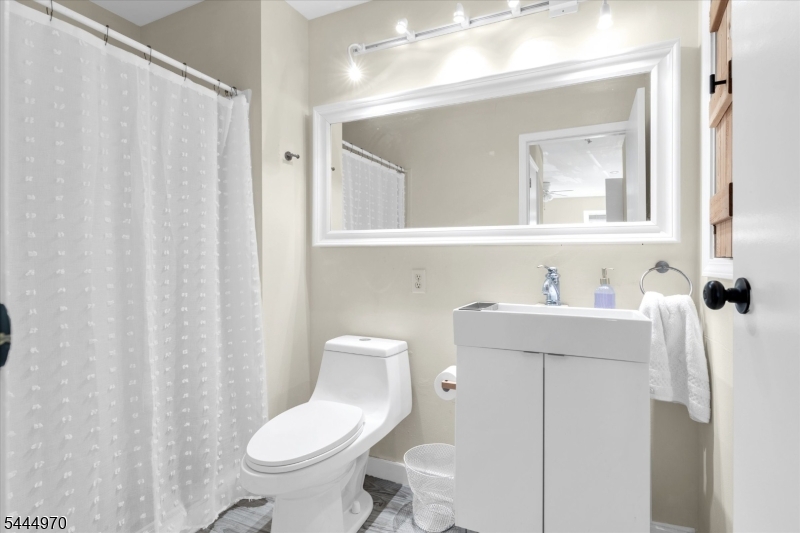 303 Tavistock Road Cherry Hill, NJ 08034 - Photo 14 of 30