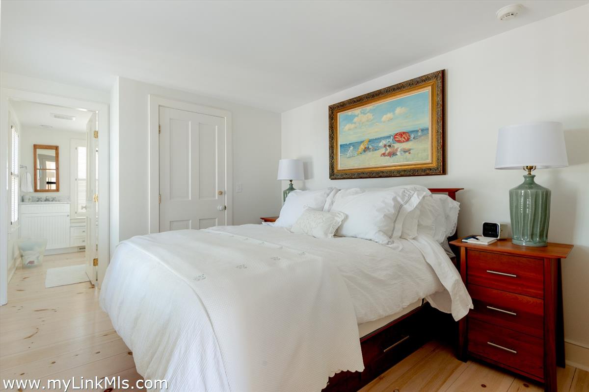 4 Crown Court Nantucket, MA 02554 - Photo 20 of 66