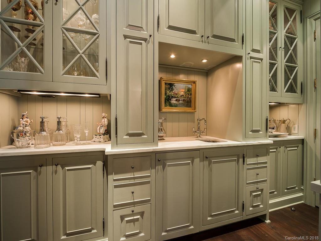 2016 Queens Road West Charlotte, NC 28209 - Photo 14 of 36 Gallery Image 14