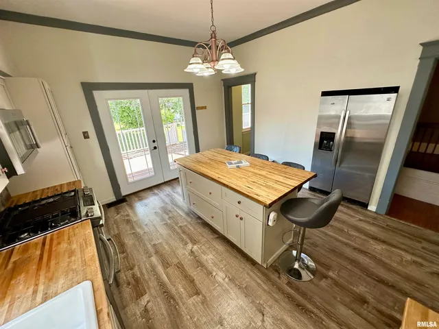 $174,900 | 231 North Webster Avenue, Jacksonville, IL 62650