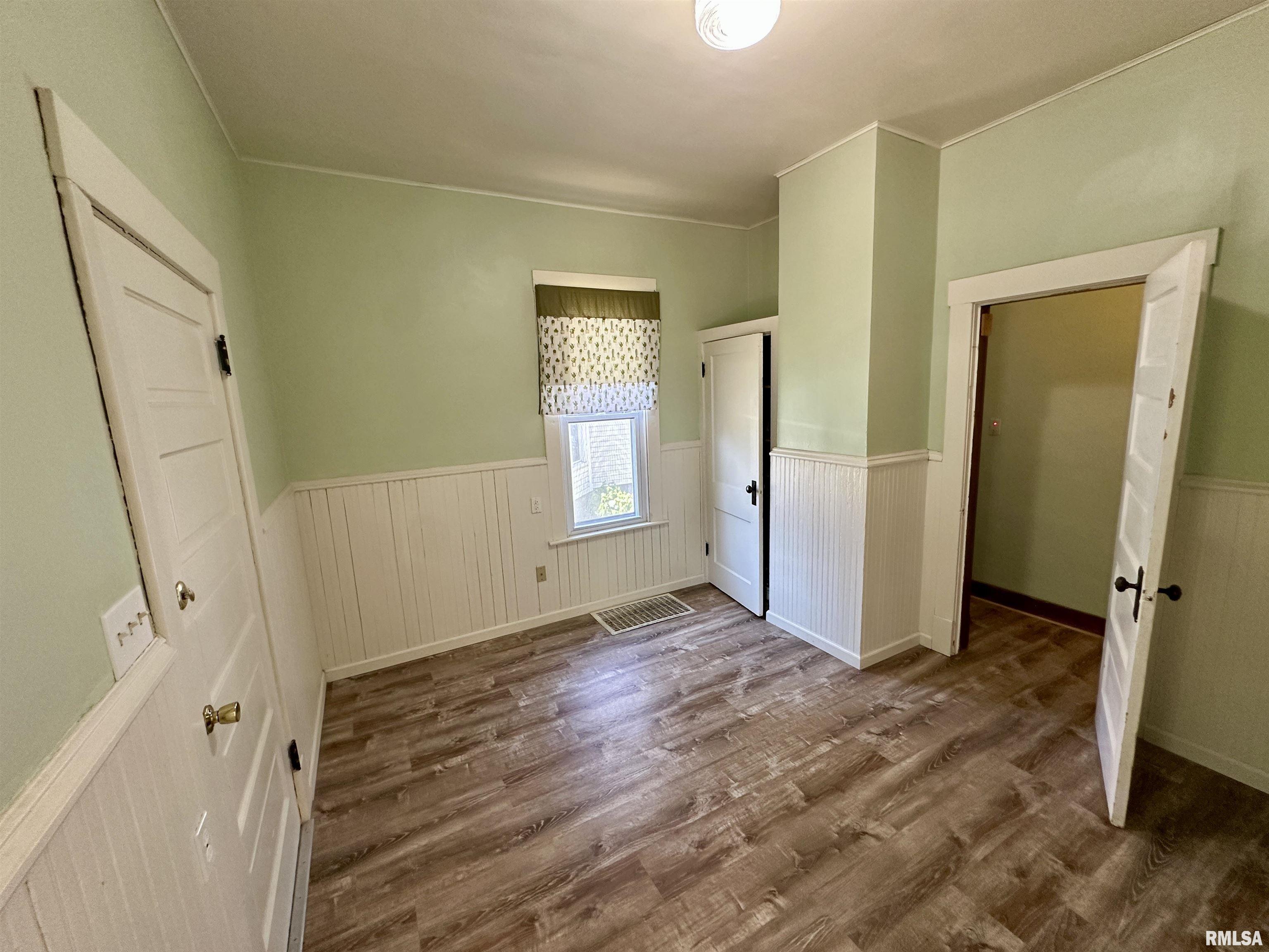 231 North Webster Avenue Jacksonville, IL 62650 - Photo 27 of 66