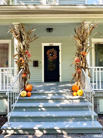 $174,900 | 231 North Webster Avenue, Jacksonville, IL 62650