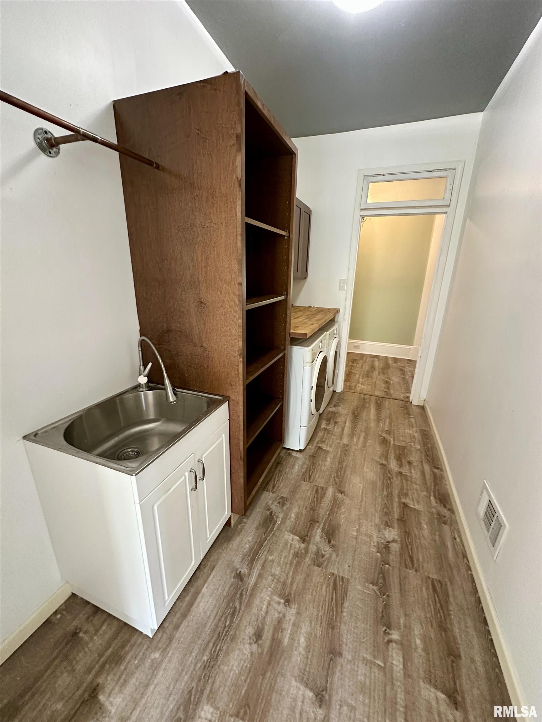 231 North Webster Avenue Jacksonville, IL 62650 - Photo 49 of 66