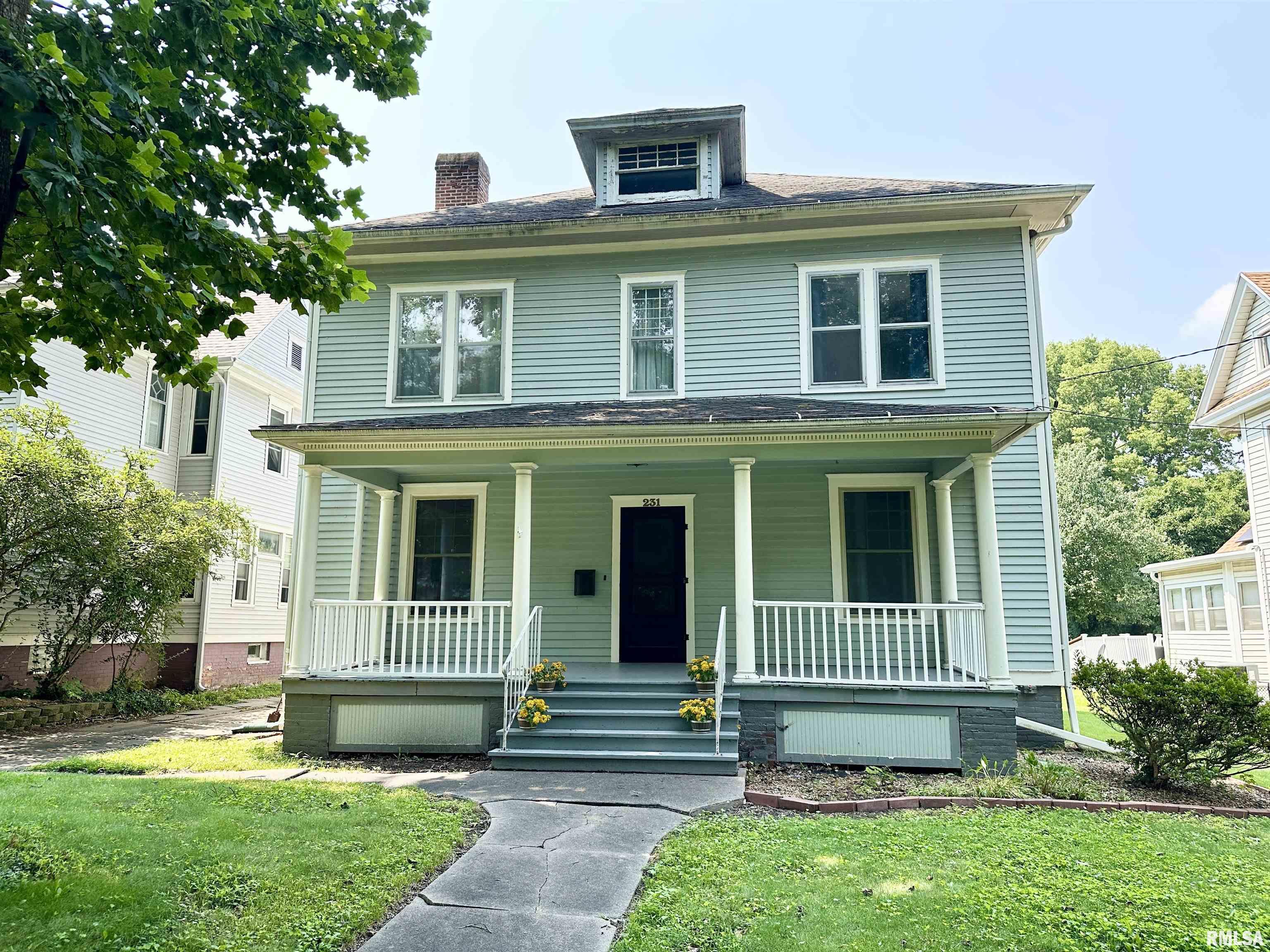 231 North Webster Avenue Jacksonville, IL 62650 - Photo 5 of 66