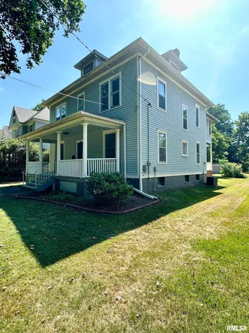 $174,900 | 231 North Webster Avenue, Jacksonville, IL 62650