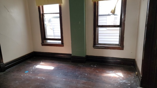 5751 South Carpenter Street Chicago, IL 60621 - Photo 2 of 10 a view of room with window