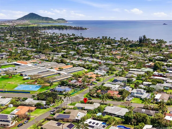 $1,750,000 | 661 North Kainalu Drive, Kailua, HI 96734