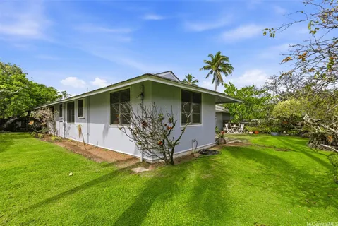 $1,750,000 | 661 North Kainalu Drive, Kailua, HI 96734