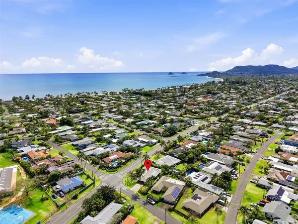 $1,750,000 | 661 North Kainalu Drive, Kailua, HI 96734